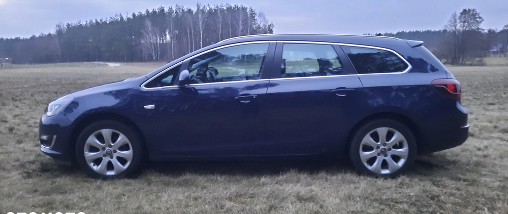 Opel Astra cena 21900 przebieg: 261000, rok produkcji 2014 z Czersk małe 79
